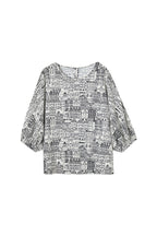Round Neck Illustrated Print Short Sleeve Blouse