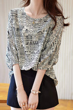 Round Neck Illustrated Print Short Sleeve Blouse
